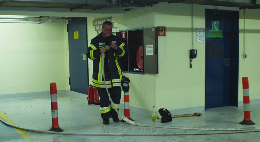 Feuer 3 Tiefgarage Uni Klinik Koeln Kerpenerstr P099.JPG